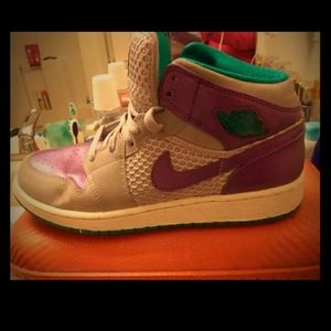 Women's Sneakers